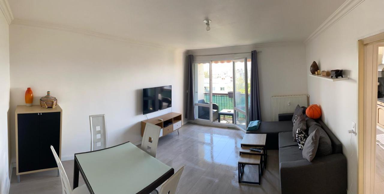 Appartement Avec Belle Vue Et Place De Parking Annemasse Bagian luar foto